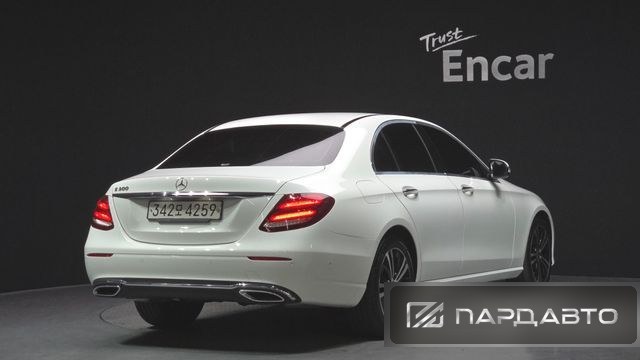 Mercedes-Benz E-Class (W213)