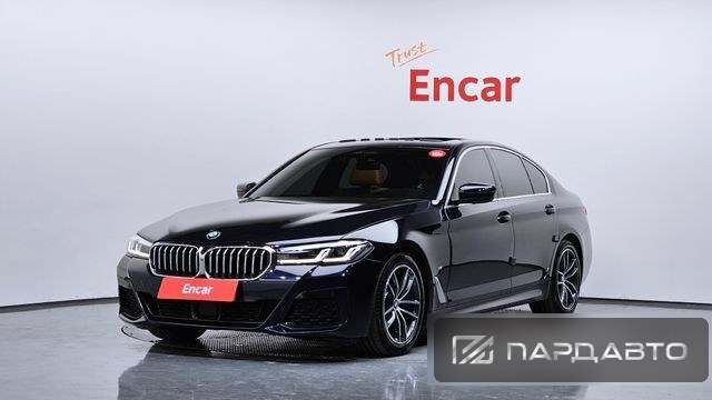 BMW 5 Series (G30)