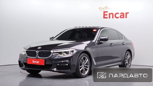 BMW 5 Series (G30)