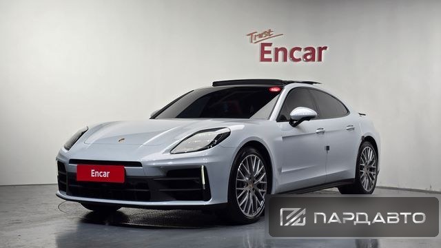 Porsche Panamera (976)