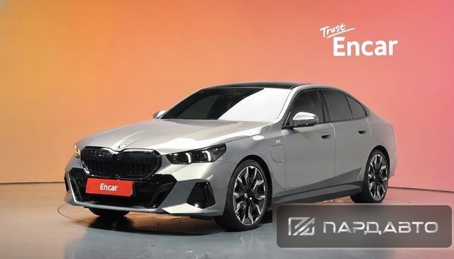 BMW 5 Series (G60)