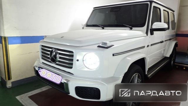Mercedes-Benz G-Class (W465)