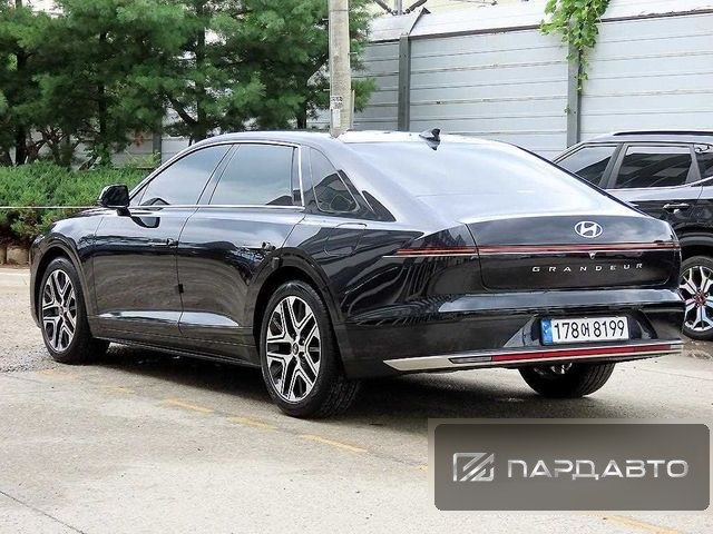 Hyundai Grandeur (GN7)