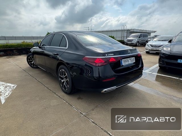 Mercedes-Benz E-Class (W214)