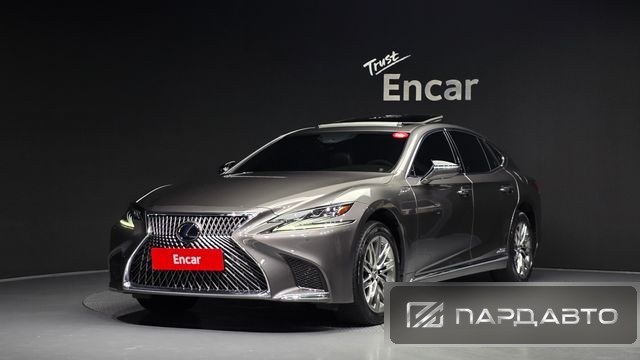 Lexus LS500h