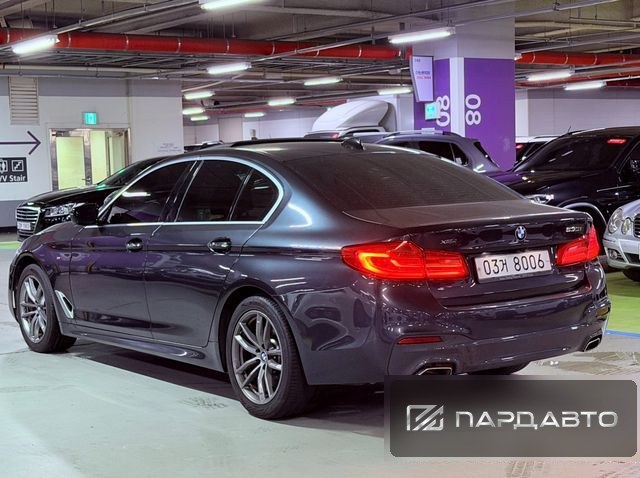 BMW 5 Series (G30)