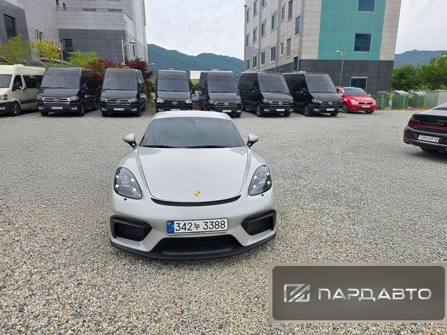 Porsche 718 Cayman