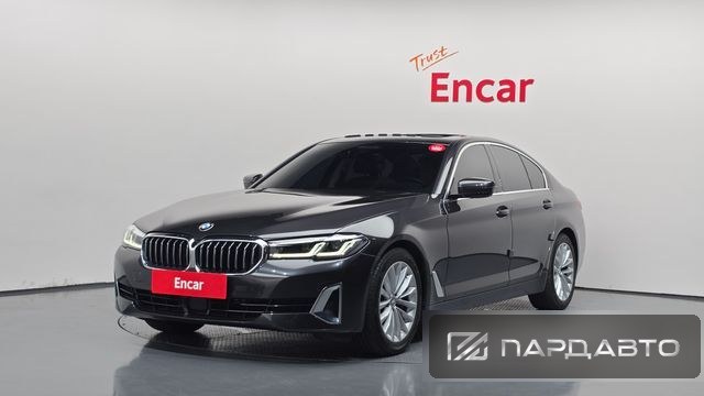 BMW 5 Series (G30)