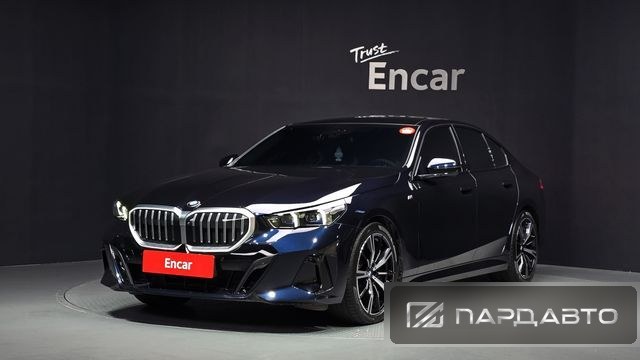 BMW 5 Series (G60)