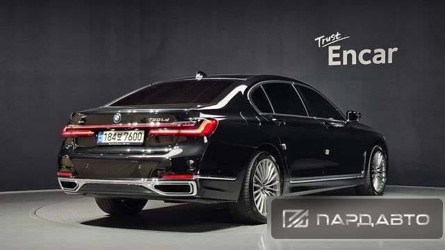 BMW 7 Series (G11)