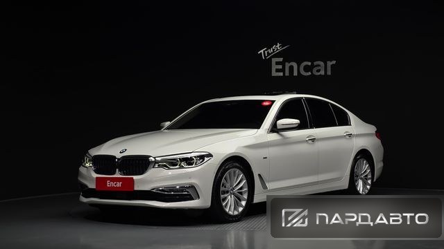 BMW 5 Series (G30)