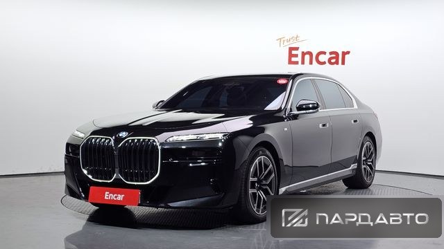 BMW 7 Series (G70)
