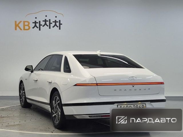 Hyundai Grandeur (GN7)