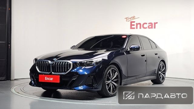 BMW 5 Series (G60)