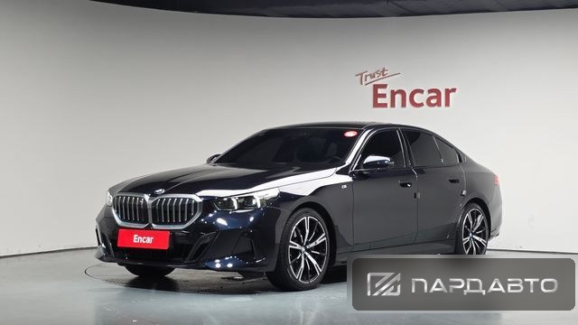 BMW 5 Series (G60)