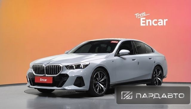 BMW 5 Series (G60)