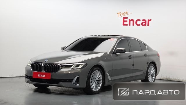BMW 5 Series (G30)