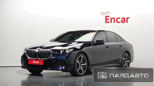 BMW 5 Series (G60)