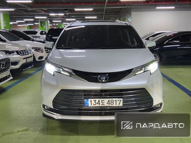Toyota Sienna