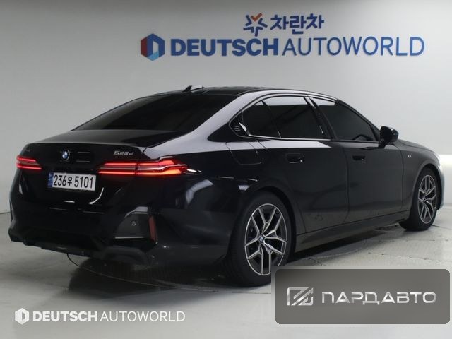 BMW 5 Series (G60)