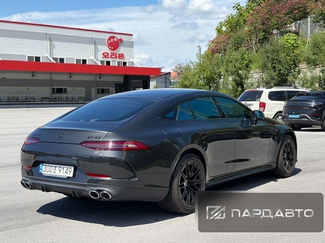 Mercedes-Benz AMG GT