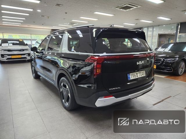 Kia Carnival (KA4)