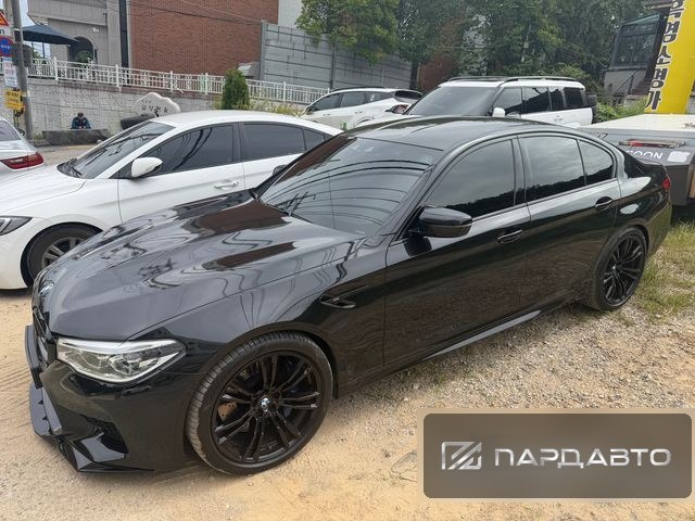 BMW M5 (F90)