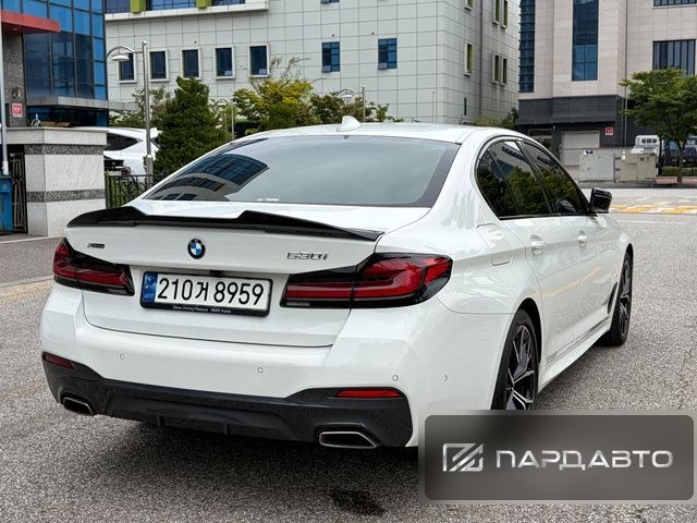 BMW 5 Series (G30)