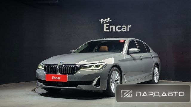 BMW 5 Series (G30)