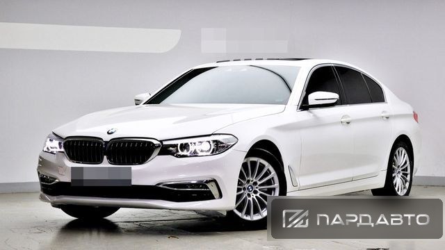BMW 5 Series (G30)