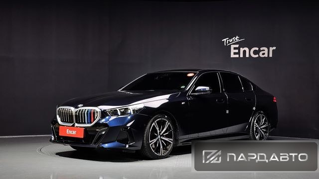 BMW 5 Series (G60)