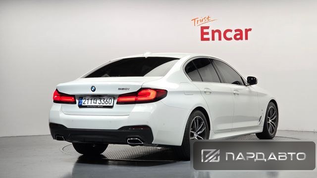BMW 5 Series (G30)
