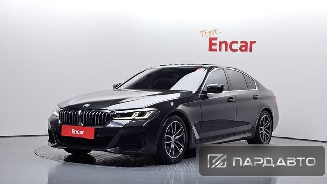 BMW 5 Series (G30)
