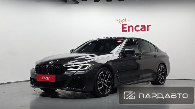 BMW 5 Series (G30)