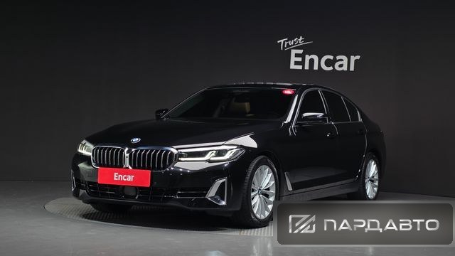BMW 5 Series (G30)