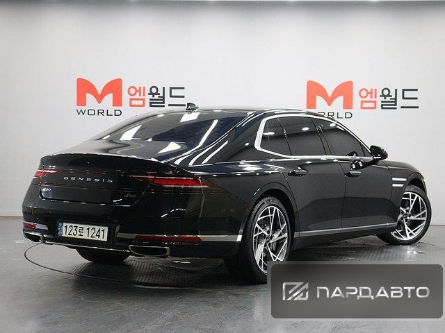 Genesis G90 (RS4)