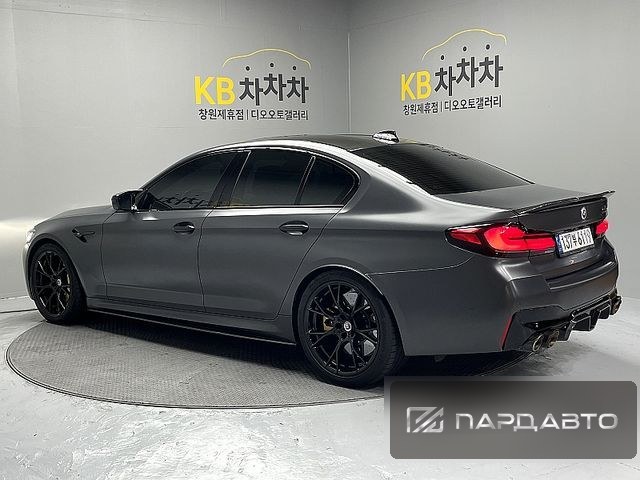 BMW M5 (F90)