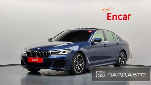 BMW 5 Series (G30)