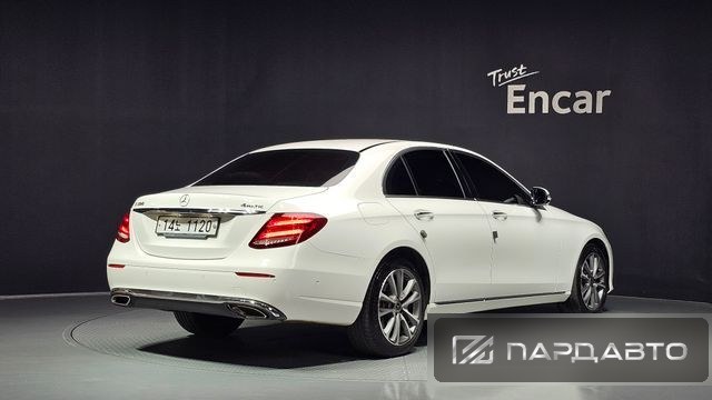 Mercedes-Benz E-Class (W213)