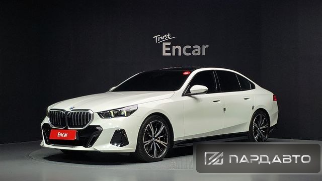BMW 5 Series (G60)