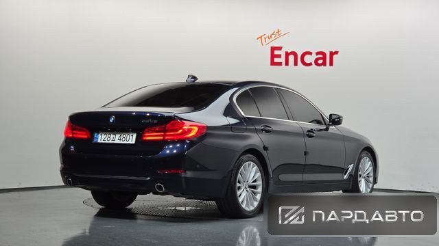 BMW 5 Series (G30)