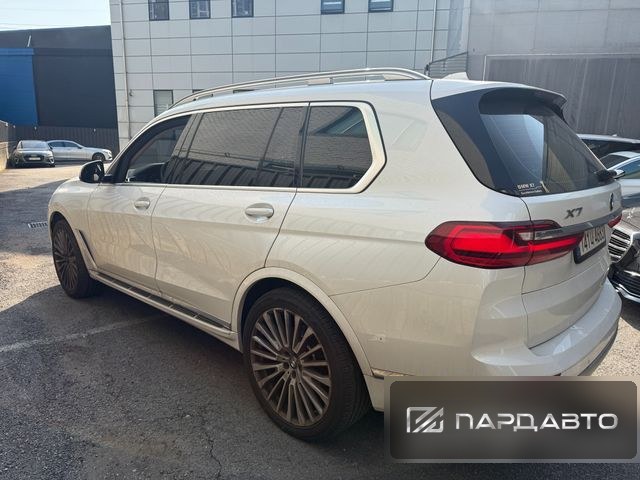 BMW X7 (G07)