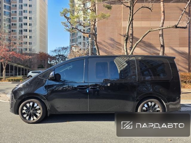 Hyundai Staria (US4)