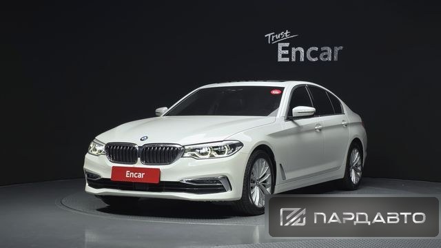 BMW 5 Series (G30)