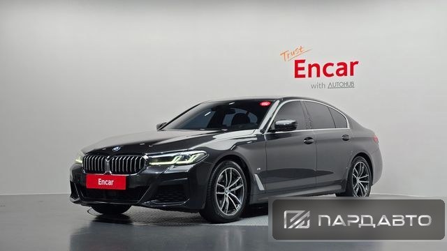 BMW 5 Series (G30)
