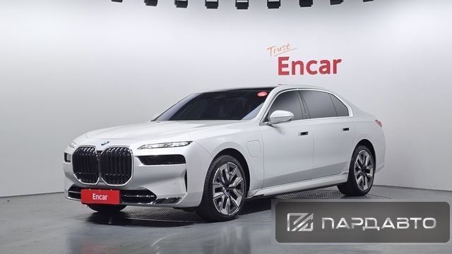 BMW 7 Series (G70)