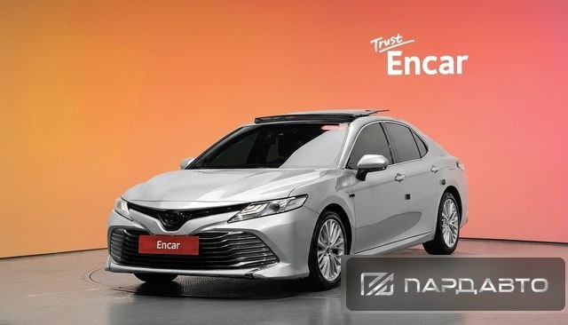 Toyota Camry (XV70)