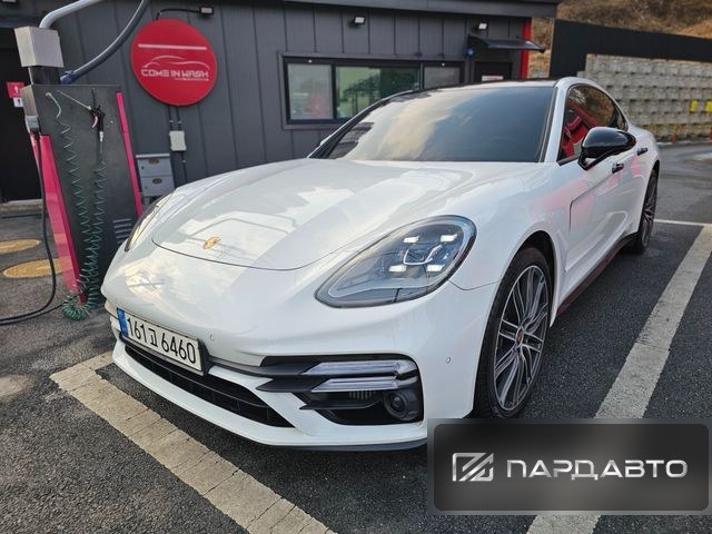 Porsche Panamera (971)