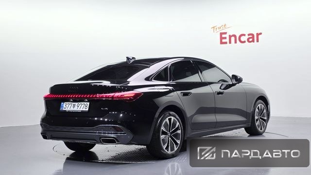 Audi A5 (B10)