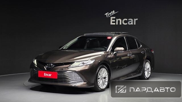 Toyota Camry (XV70)